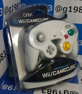 (海外輸入)Wii用/GC用 ワイヤードコントローラー ホワイト 新品 [GC]